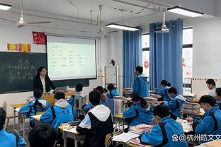 巴尔韦德数据：12次长传全部成功，2次关键传球，获评8.3分